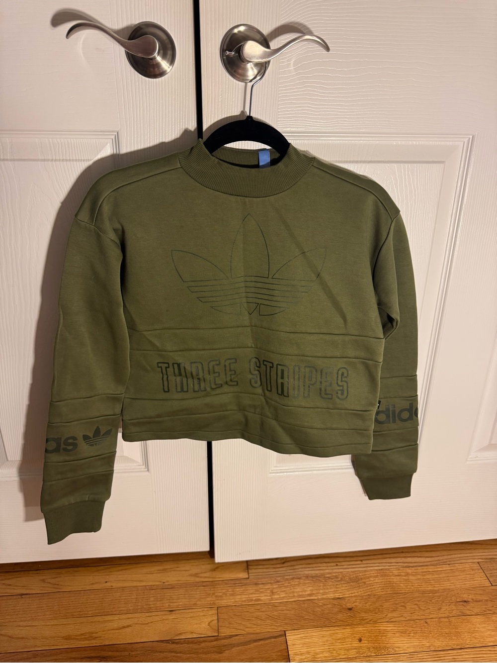 Adidas Women’s Olive Green Three Stripes Crop Crewneck NWT Small